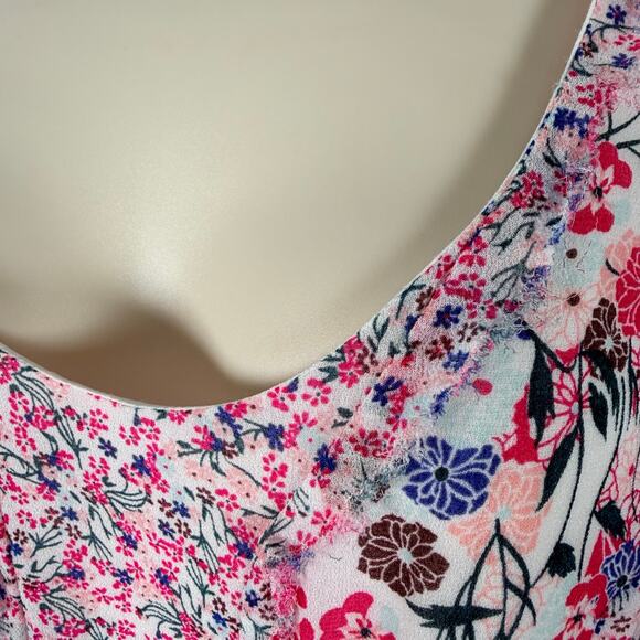 French Connection Top Womens 2 White Pink Multi Floral Chiffon Raw Edge Tank - Picture 3 of 9
